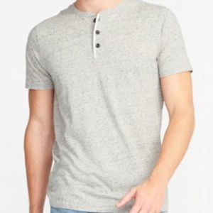 ✨LIKE NEW✨ Men’s Old Navy (Soft-Washed) Henley